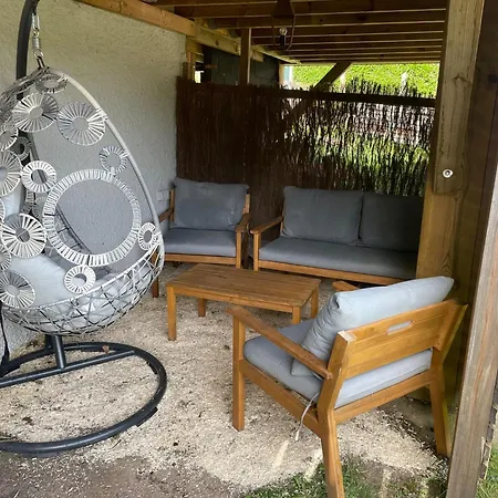 Joli Cosy 2 A 4 Pers Avec Terrasse La Fourmi
